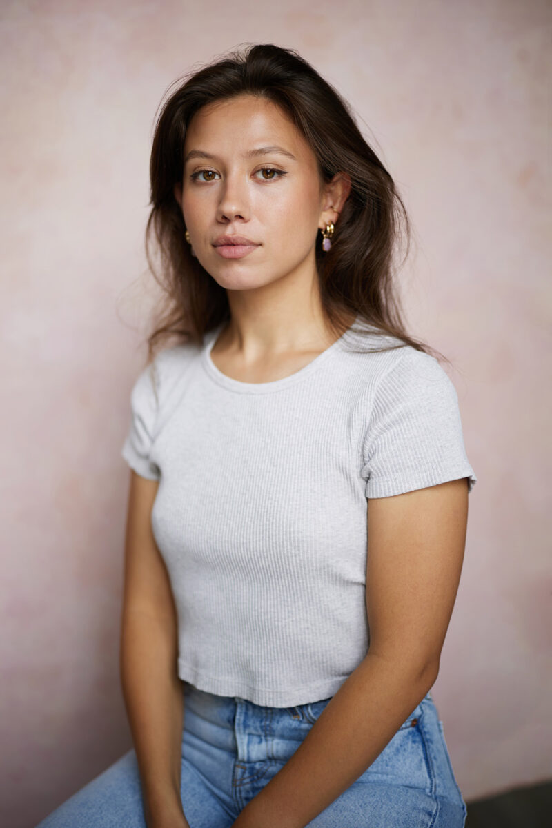 Montreal-actress-headshot-by-nadia-zhengTatiana-407