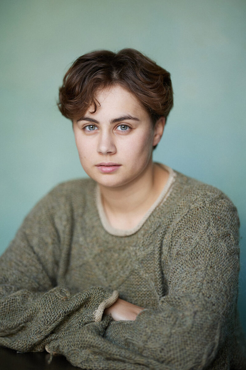 Montreal-actress-headshot-casting-comedian-sweater-by-nadia-zheng