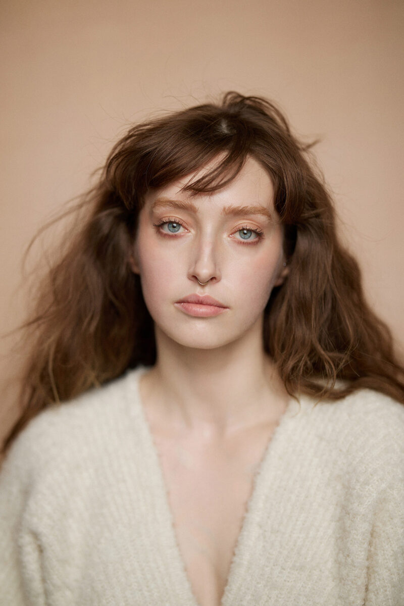 Montreal-actress-headshot-casting-frizzy-hair-fluffy-sweater-by-nadia-zheng