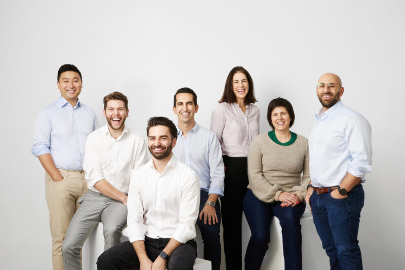 Montreal-corporate-team-casual-photo