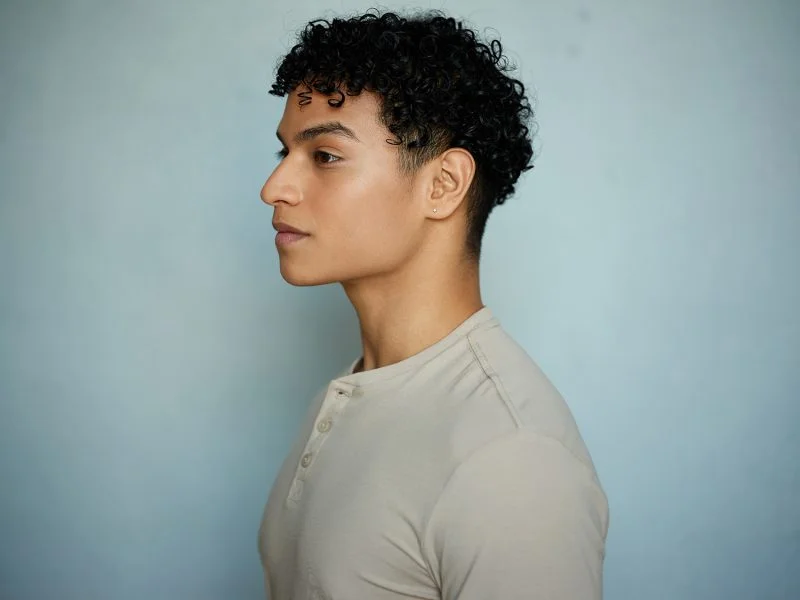 Montreal-actor-casting-headshot-male-profile-handpainted-light-blue-handpainted-canvas-by-nadia-zheng