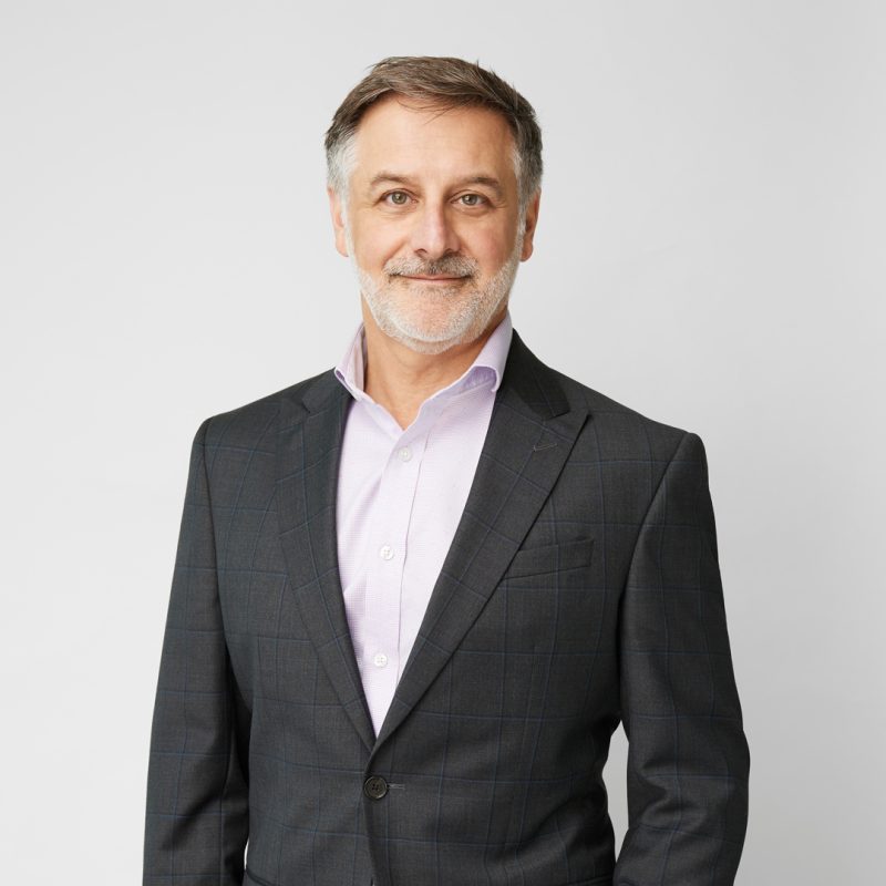 Montreal-corporate-headshot-01