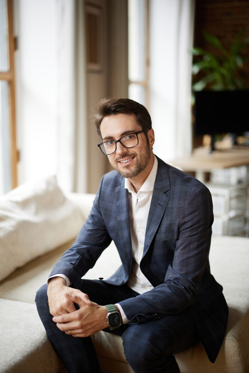 Montreal-corporate-office-loft-red-brick-old-port-portraits-by-nadia-zheng-2