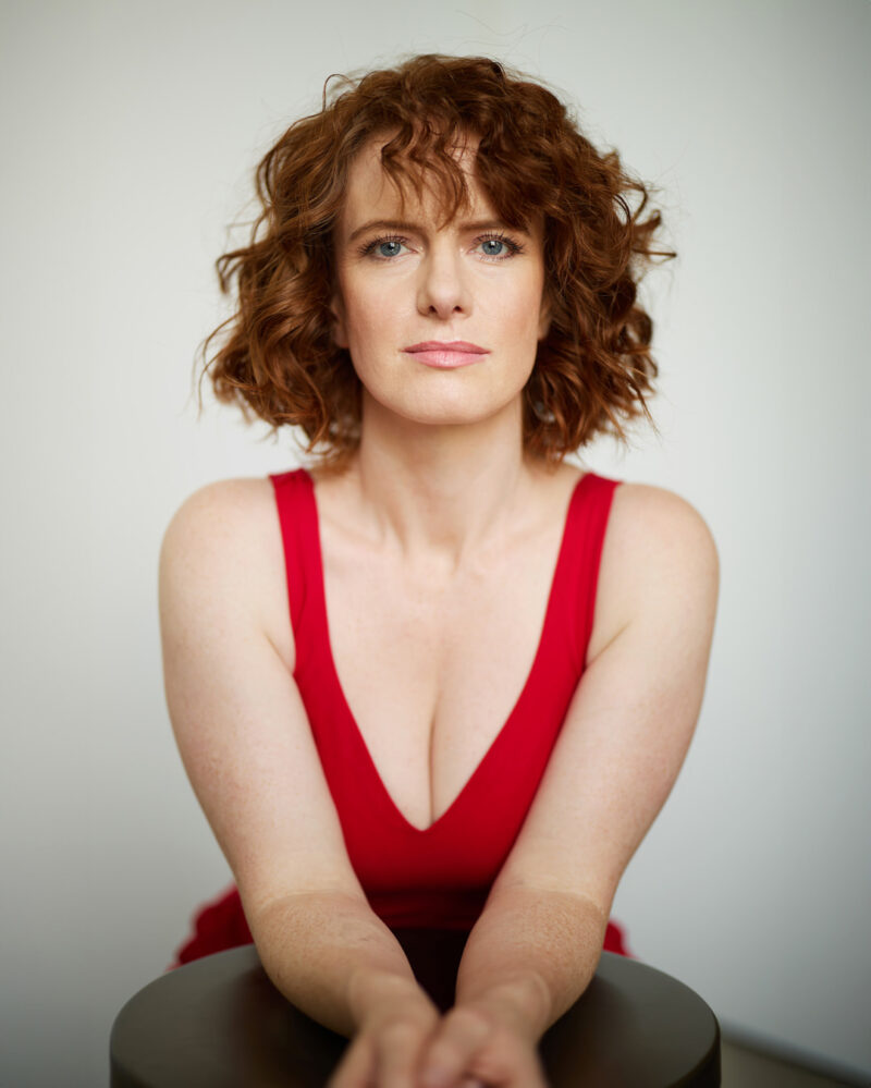 Montreal-actress-headshot-casting-red-dress