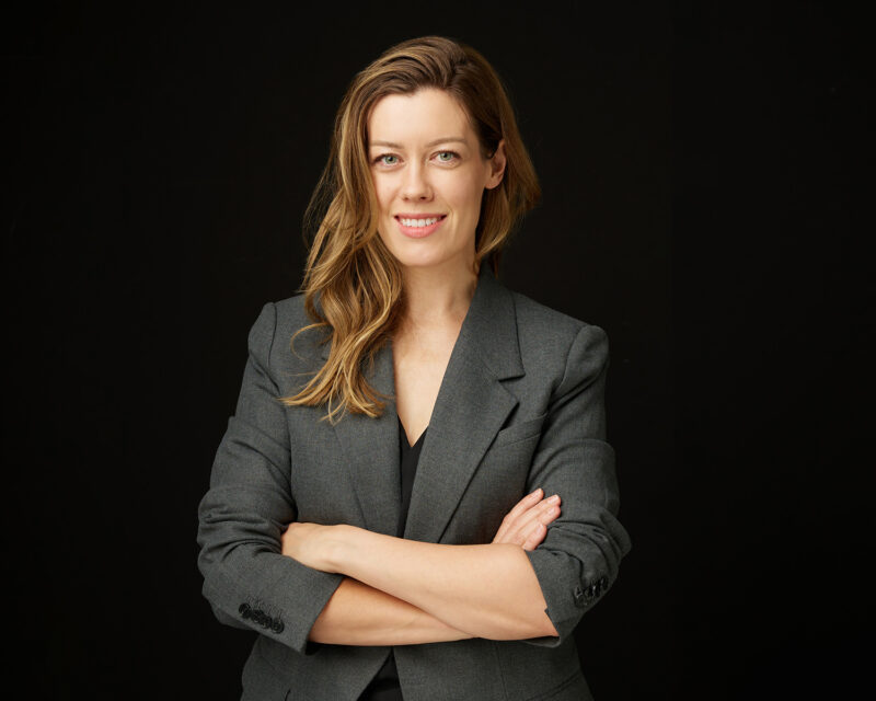 Montreal-corporate-headshot-creative-industry-2Heads-black-backdrop-3