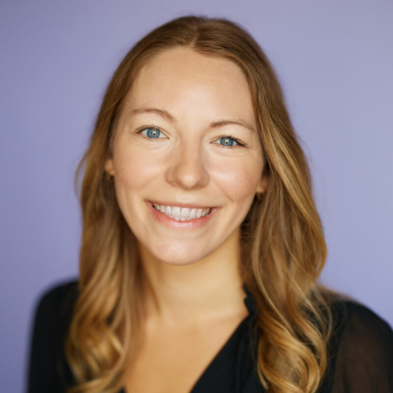 Montreal-team-business-casual-corporate-headshots-natural-light-purple-background-16
