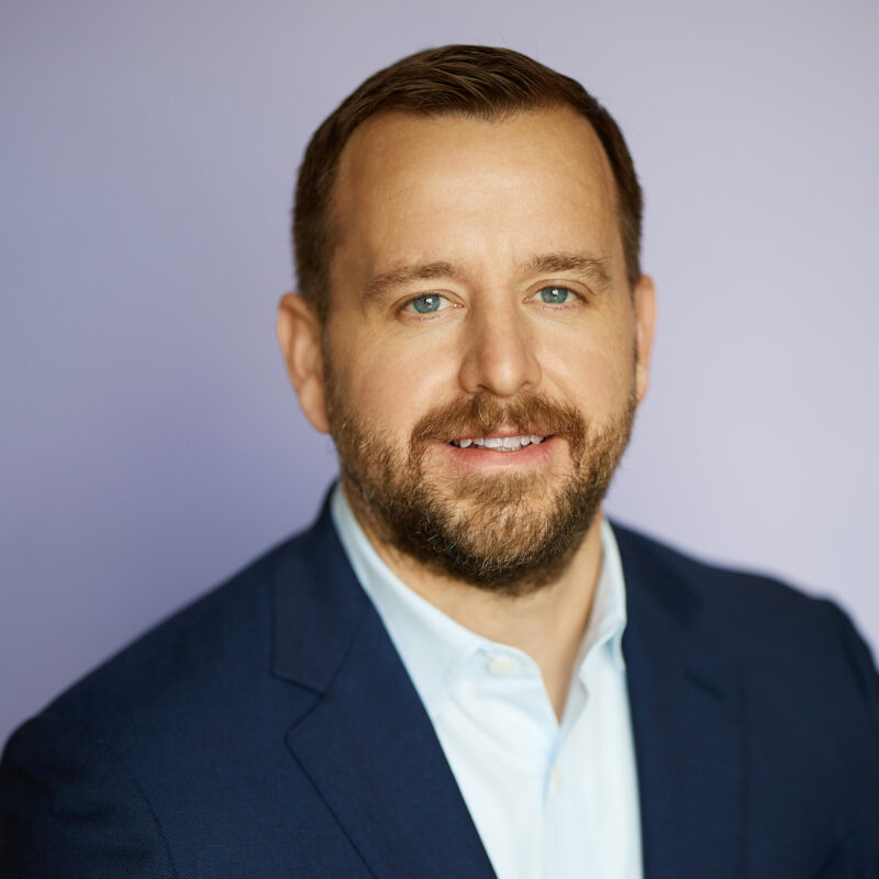 Montreal-team-business-casual-corporate-headshots-natural-light-purple-background-31