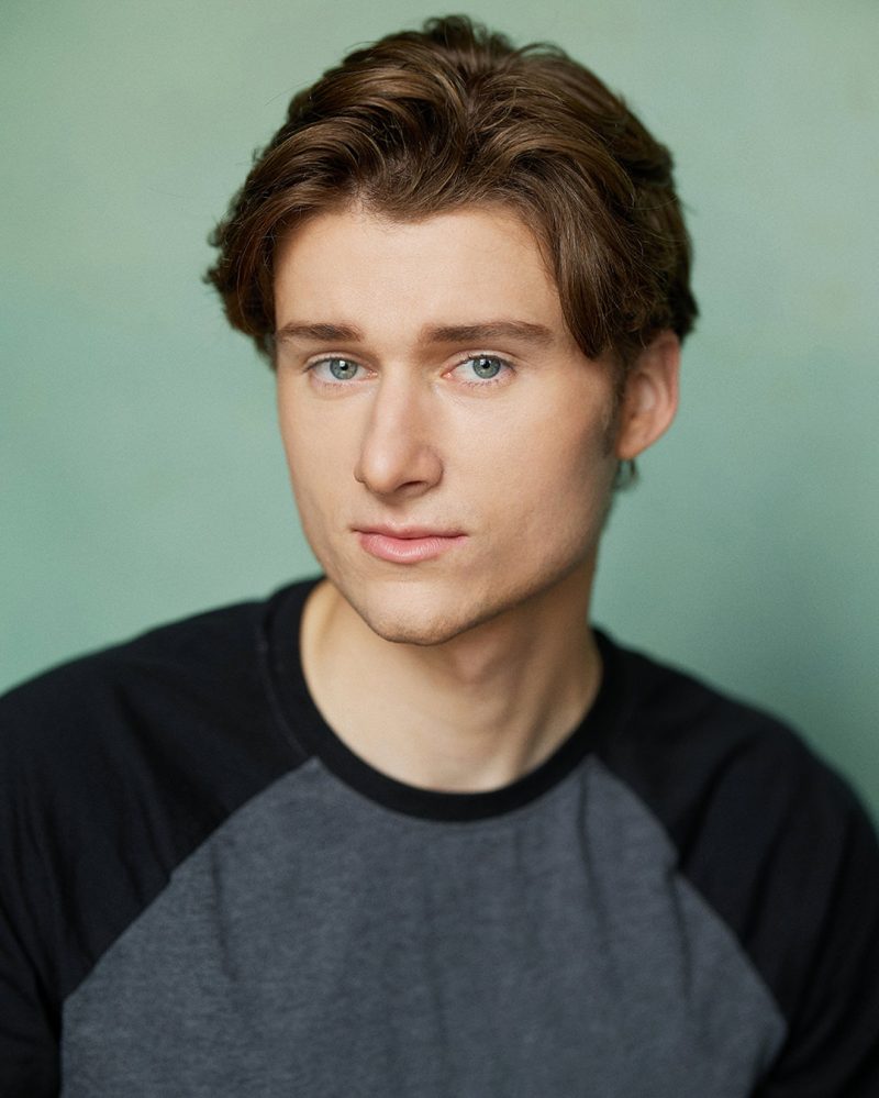 Montreal-actor-headshot-cameron-brodeur-closeup-black-top-by-nadia-zheng
